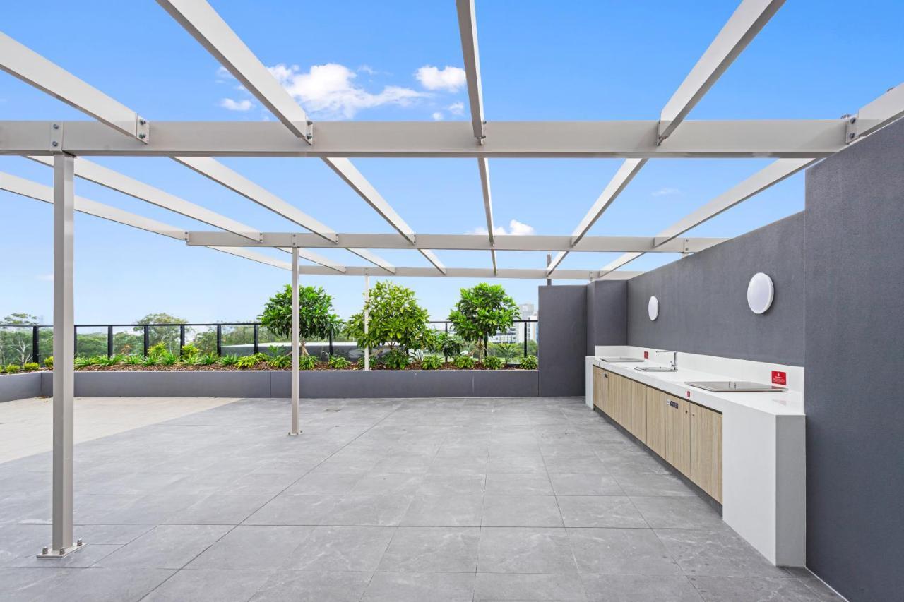 Pinnacle On The Park Apartment Gold Coast